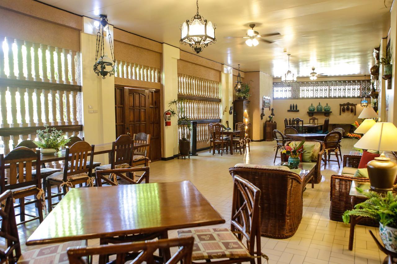Victoria'S Haven Bed & Breakfast Dumaguete City Bagian luar foto