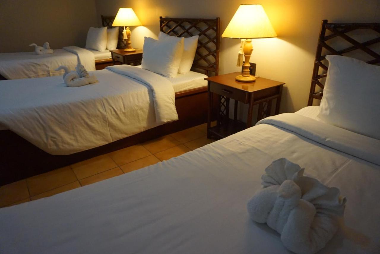 Victoria'S Haven Bed & Breakfast Dumaguete City Bagian luar foto
